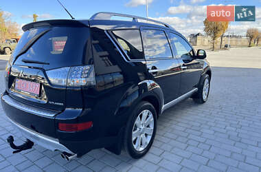 Позашляховик / Кросовер Mitsubishi Outlander XL 2008 в 