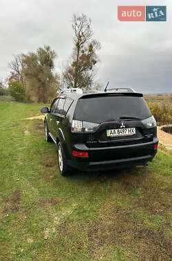 Внедорожник / Кроссовер Mitsubishi Outlander XL 2008 в 