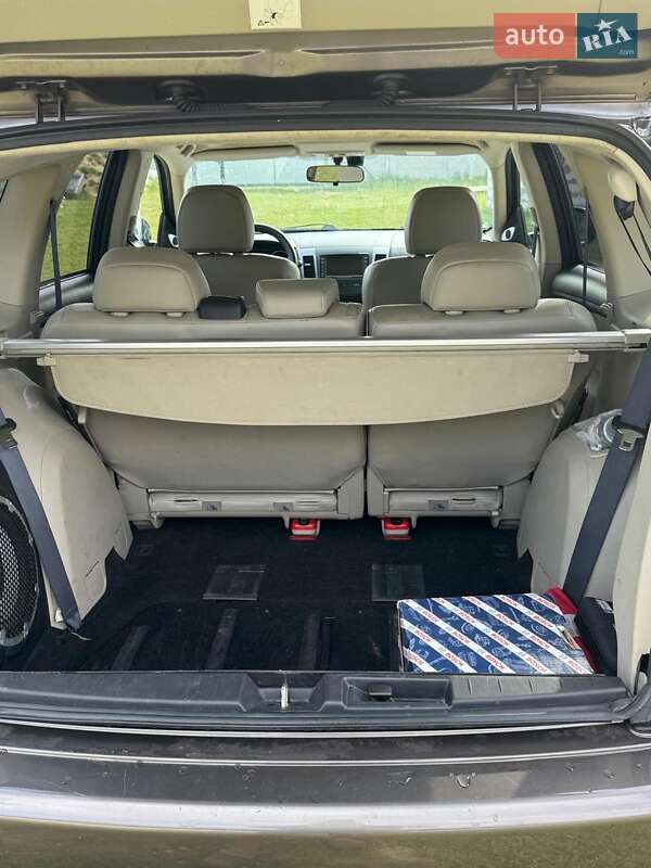 Внедорожник / Кроссовер Mitsubishi Outlander XL 2011 в Чернигове фото 11 Внедорожник / Кроссовер Mitsubishi Outlander XL 2011 в Чернигове