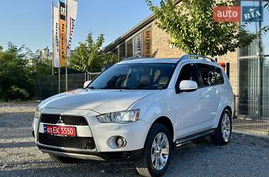 Внедорожник / Кроссовер Mitsubishi Outlander XL 2011 в 