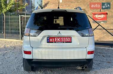 Внедорожник / Кроссовер Mitsubishi Outlander XL 2011 в 