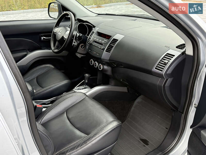 Позашляховик / Кросовер Mitsubishi Outlander XL 2007 в Вінниці фото 19 Позашляховик / Кросовер Mitsubishi Outlander XL 2007 в Вінниці