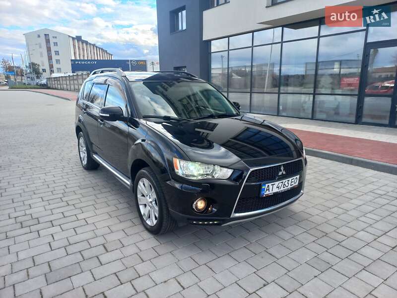 Внедорожник / Кроссовер Mitsubishi Outlander XL 2011 в Ивано-Франковске фото 9 Внедорожник / Кроссовер Mitsubishi Outlander XL 2011 в Ивано-Франковске
