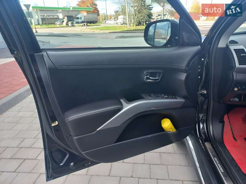 Внедорожник / Кроссовер Mitsubishi Outlander XL 2011 в Ивано-Франковске фото 18 Внедорожник / Кроссовер Mitsubishi Outlander XL 2011 в Ивано-Франковске