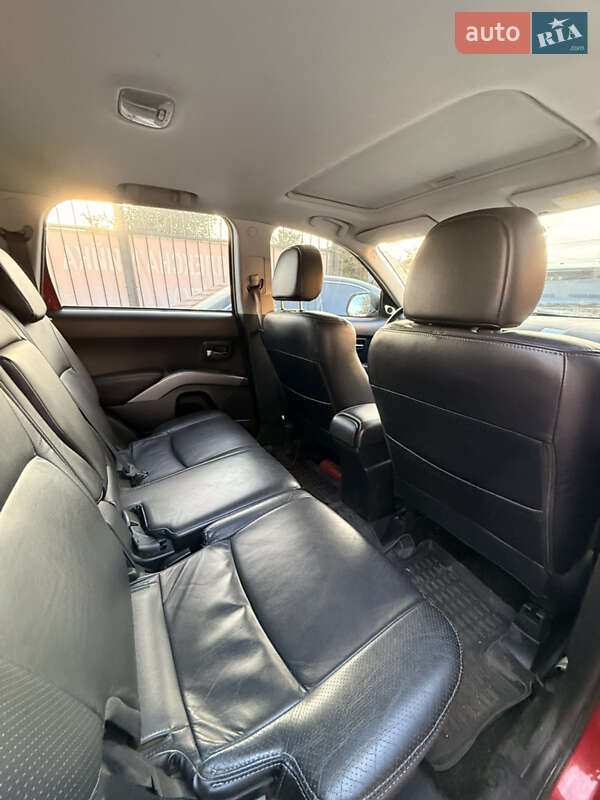 Позашляховик / Кросовер Mitsubishi Outlander XL 2008 в Києві фото 16 Позашляховик / Кросовер Mitsubishi Outlander XL 2008 в Києві