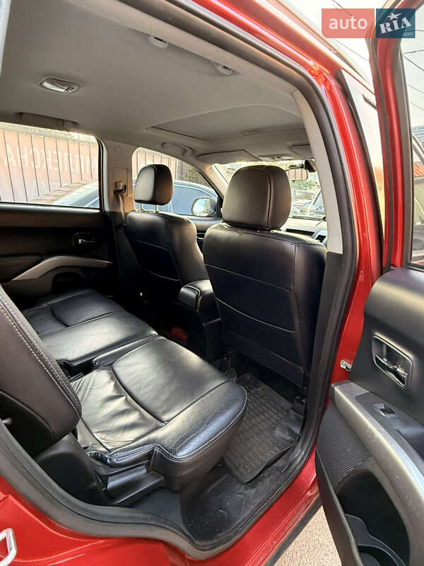 Позашляховик / Кросовер Mitsubishi Outlander XL 2008 в Києві фото 18 Позашляховик / Кросовер Mitsubishi Outlander XL 2008 в Києві