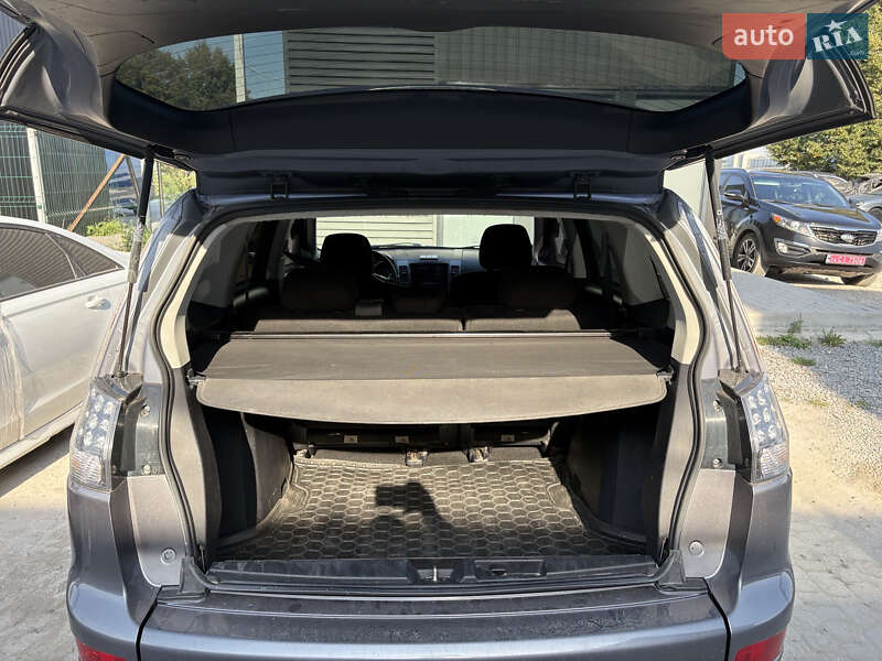 Внедорожник / Кроссовер Mitsubishi Outlander XL 2008 в Киеве фото 14 Внедорожник / Кроссовер Mitsubishi Outlander XL 2008 в Киеве