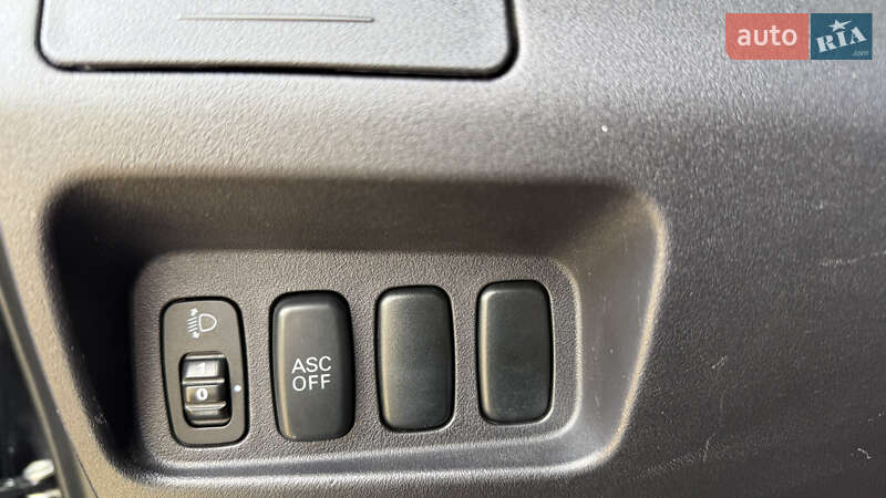 Внедорожник / Кроссовер Mitsubishi Outlander XL 2009 в Днепре фото 25 Внедорожник / Кроссовер Mitsubishi Outlander XL 2009 в Днепре