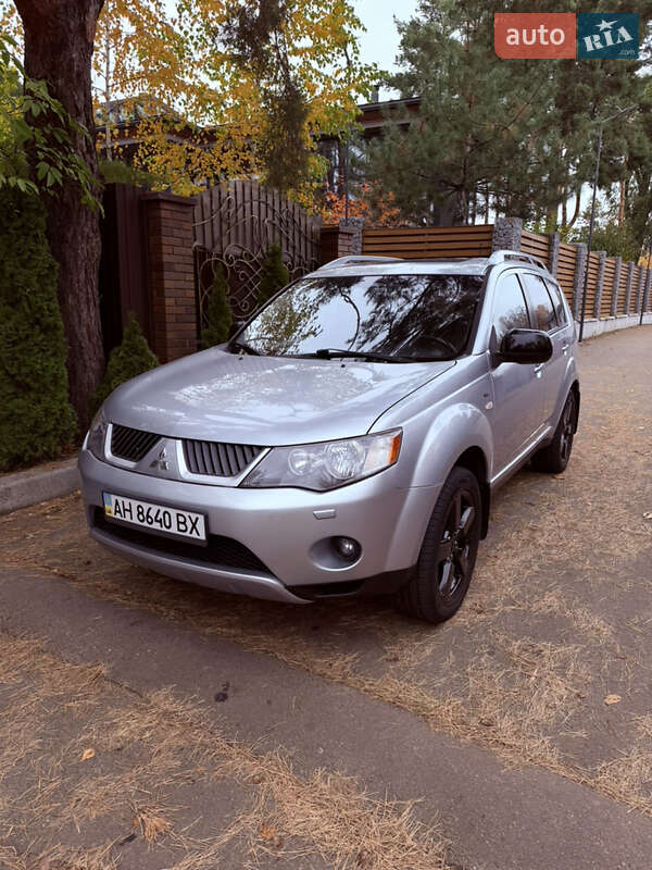 Mitsubishi Outlander XL 2007