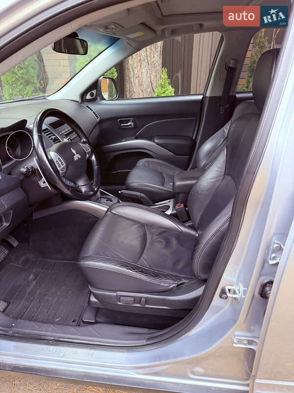 Внедорожник / Кроссовер Mitsubishi Outlander XL 2007 в Киеве фото 17 Внедорожник / Кроссовер Mitsubishi Outlander XL 2007 в Киеве