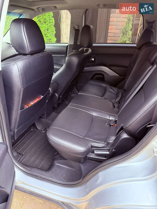 Внедорожник / Кроссовер Mitsubishi Outlander XL 2007 в Киеве фото 25 Внедорожник / Кроссовер Mitsubishi Outlander XL 2007 в Киеве