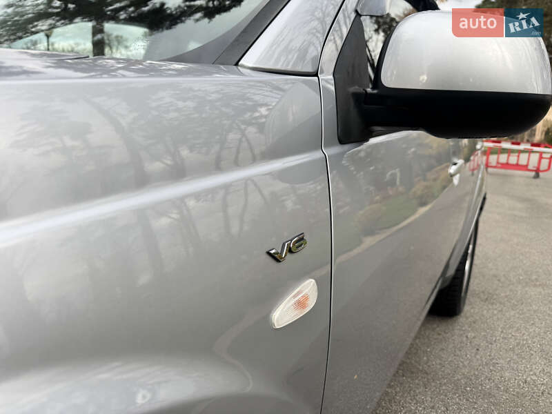 Позашляховик / Кросовер Mitsubishi Outlander XL 2008 в Харкові фото 10 Позашляховик / Кросовер Mitsubishi Outlander XL 2008 в Харкові