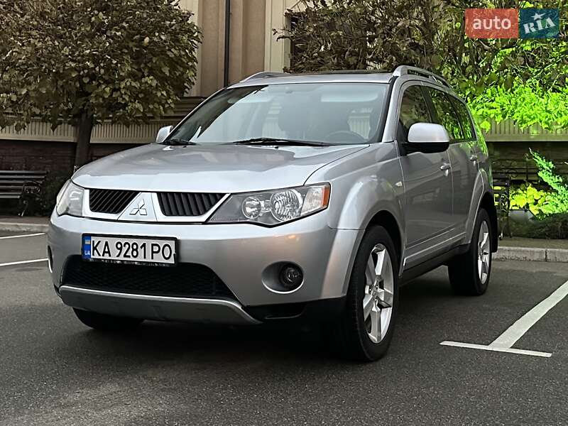 Внедорожник / Кроссовер Mitsubishi Outlander XL 2007 в Киеве фото 6 Внедорожник / Кроссовер Mitsubishi Outlander XL 2007 в Киеве