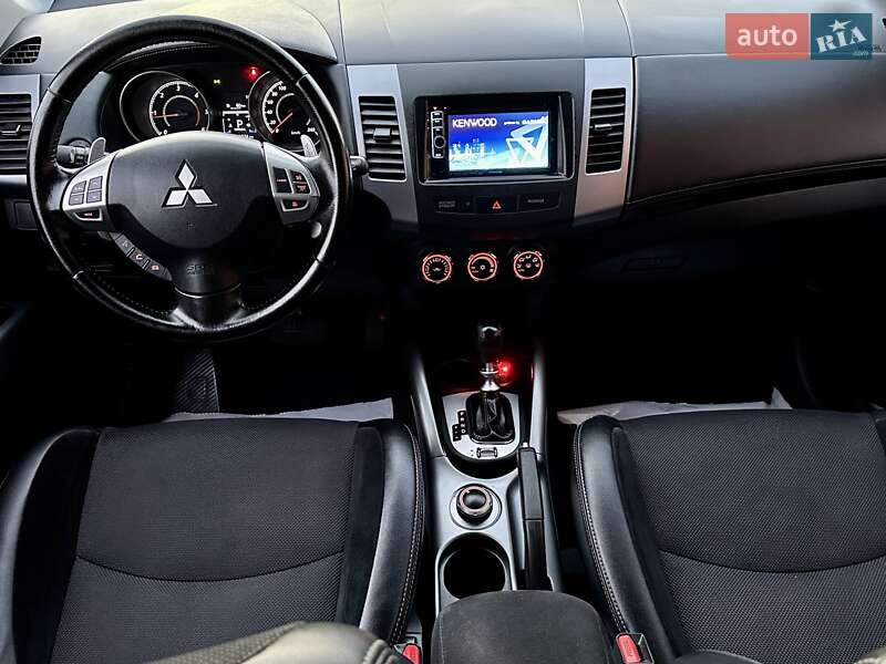 Внедорожник / Кроссовер Mitsubishi Outlander XL 2012 в Владимирце фото 20 Внедорожник / Кроссовер Mitsubishi Outlander XL 2012 в Владимирце