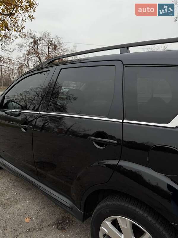 Позашляховик / Кросовер Mitsubishi Outlander XL 2011 в Запоріжжі фото 5 Позашляховик / Кросовер Mitsubishi Outlander XL 2011 в Запоріжжі