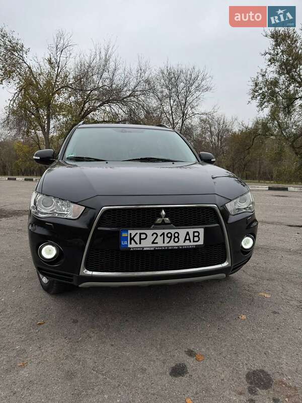 Позашляховик / Кросовер Mitsubishi Outlander XL 2011 в Запоріжжі фото 15 Позашляховик / Кросовер Mitsubishi Outlander XL 2011 в Запоріжжі
