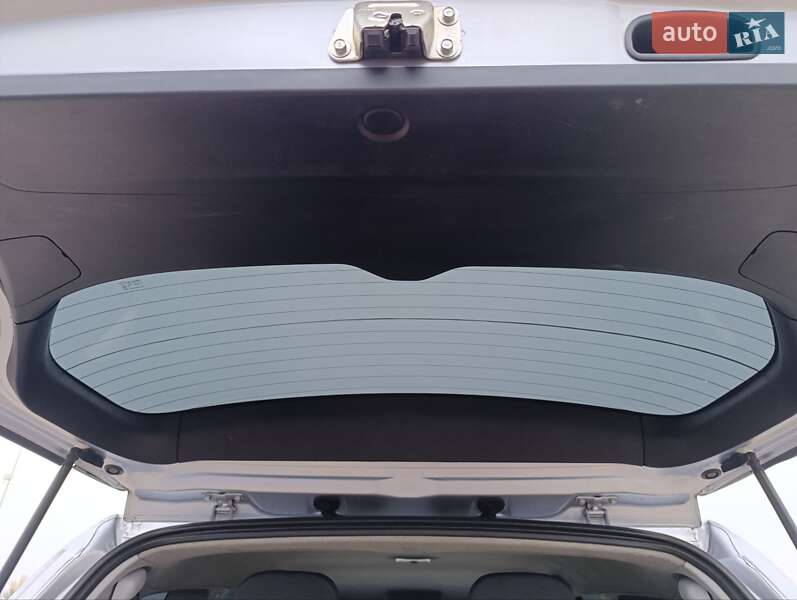 Внедорожник / Кроссовер Mitsubishi Outlander XL 2010 в Теофиполе