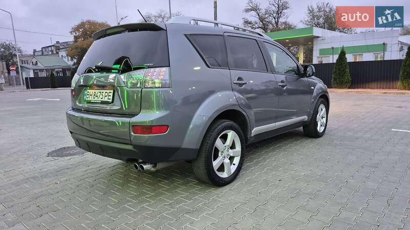 Позашляховик / Кросовер Mitsubishi Outlander XL 2007 в Одесі фото 7 Позашляховик / Кросовер Mitsubishi Outlander XL 2007 в Одесі