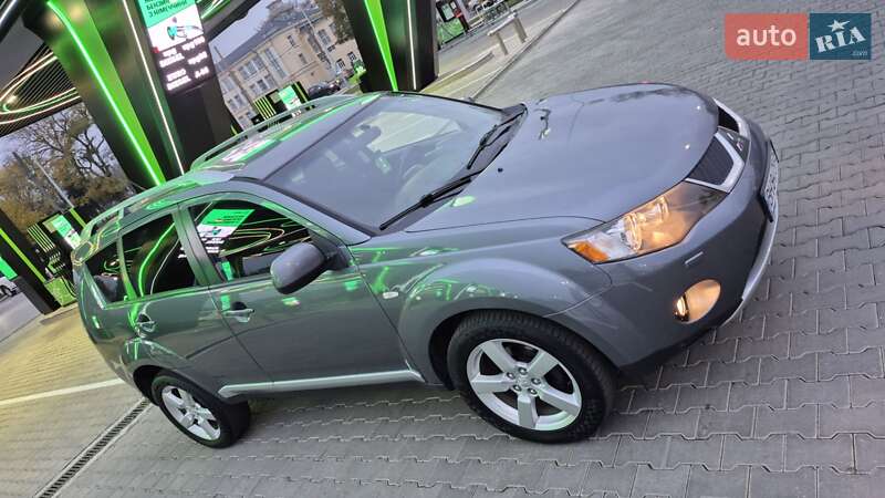 Позашляховик / Кросовер Mitsubishi Outlander XL 2007 в Одесі фото 26 Позашляховик / Кросовер Mitsubishi Outlander XL 2007 в Одесі