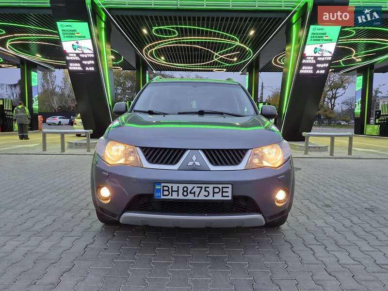 Позашляховик / Кросовер Mitsubishi Outlander XL 2007 в Одесі фото 94 Позашляховик / Кросовер Mitsubishi Outlander XL 2007 в Одесі