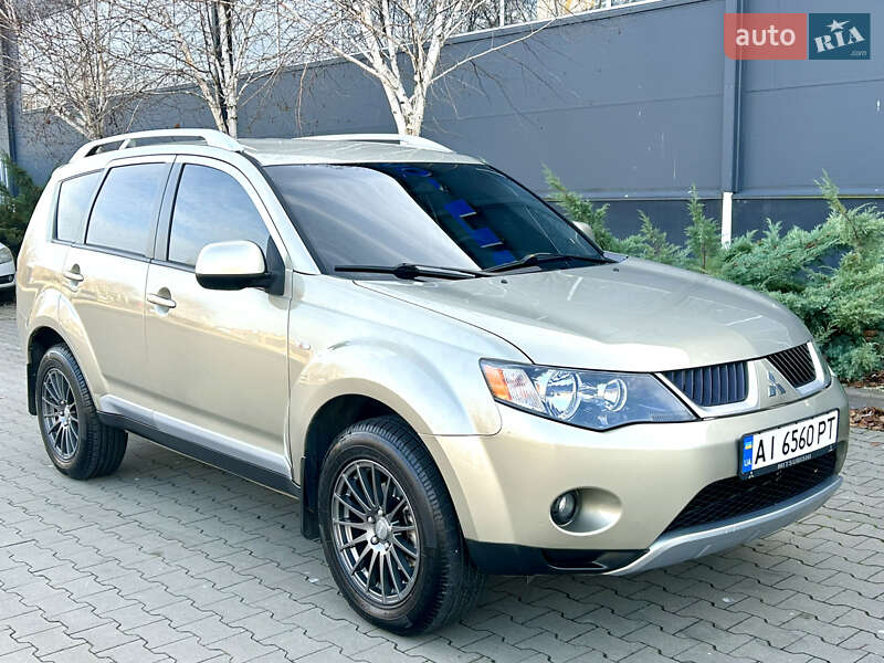 Внедорожник / Кроссовер Mitsubishi Outlander XL 2008 в Белой Церкви