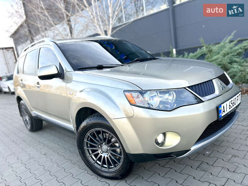 Внедорожник / Кроссовер Mitsubishi Outlander XL 2008 в Белой Церкви