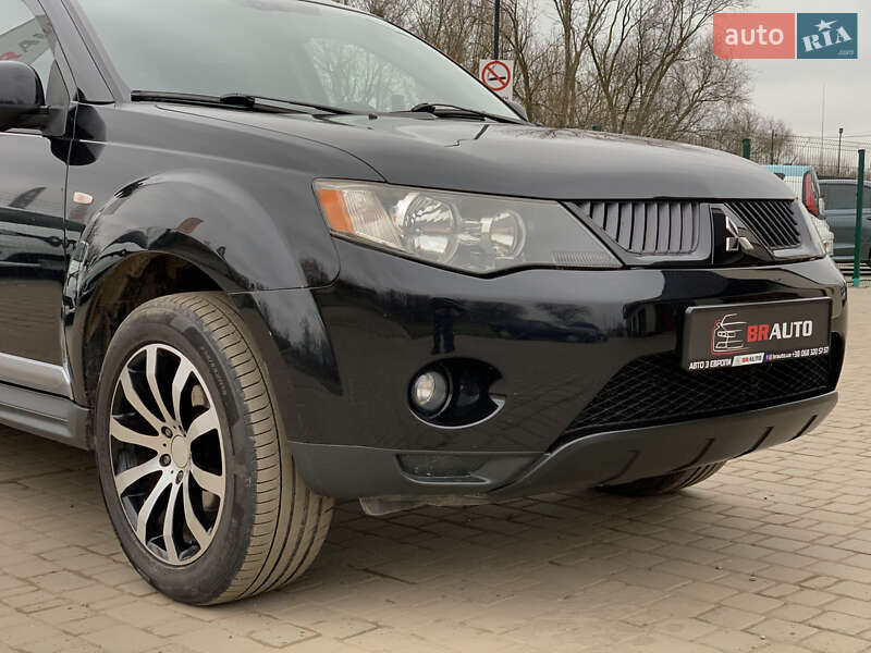 Позашляховик / Кросовер Mitsubishi Outlander XL 2009 в Бердичеві фото 8 Позашляховик / Кросовер Mitsubishi Outlander XL 2009 в Бердичеві
