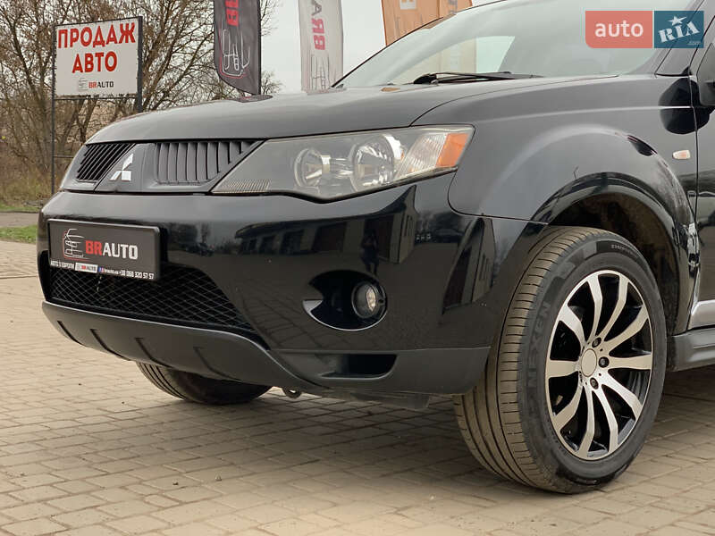 Позашляховик / Кросовер Mitsubishi Outlander XL 2009 в Бердичеві фото 11 Позашляховик / Кросовер Mitsubishi Outlander XL 2009 в Бердичеві
