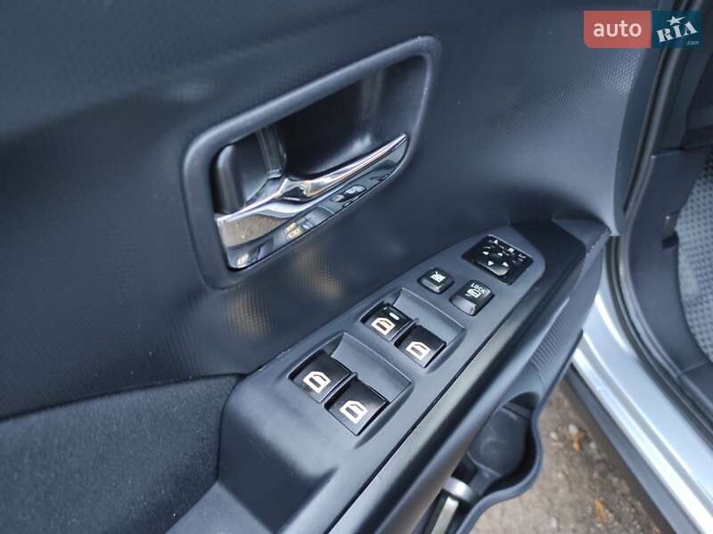 Внедорожник / Кроссовер Mitsubishi Outlander XL 2007 в Хмельницком