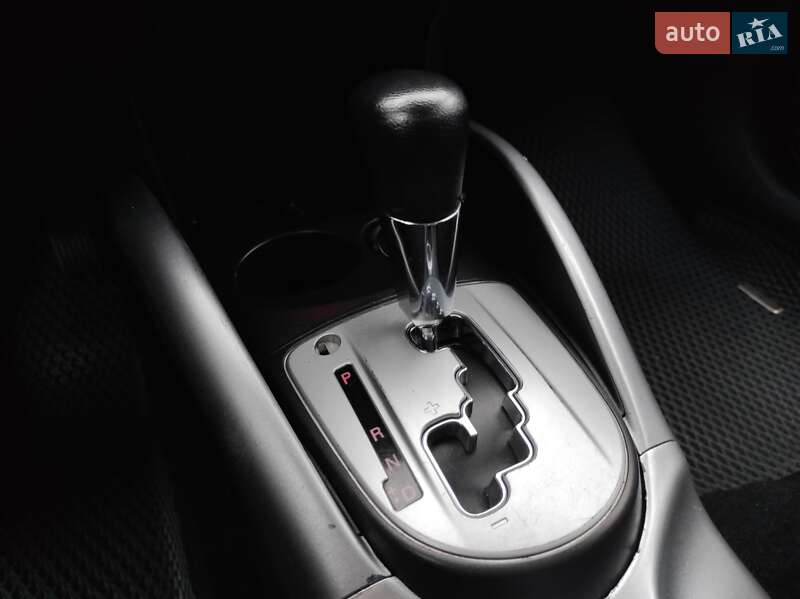 Внедорожник / Кроссовер Mitsubishi Outlander XL 2007 в Хмельницком