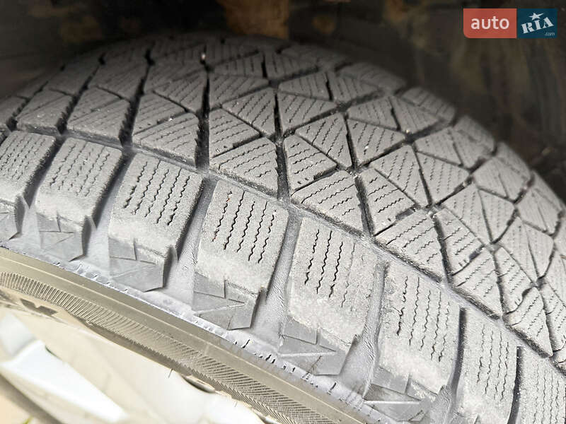 Внедорожник / Кроссовер Mitsubishi Outlander XL 2008 в Харькове