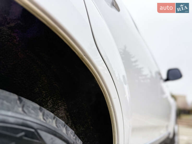 Внедорожник / Кроссовер Mitsubishi Outlander XL 2008 в Харькове