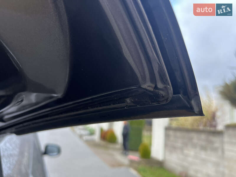 Внедорожник / Кроссовер Mitsubishi Outlander XL 2011 в Луцке