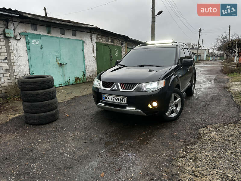 Внедорожник / Кроссовер Mitsubishi Outlander XL 2007 в Харькове фото Внедорожник / Кроссовер Mitsubishi Outlander XL 2007 в Харькове
