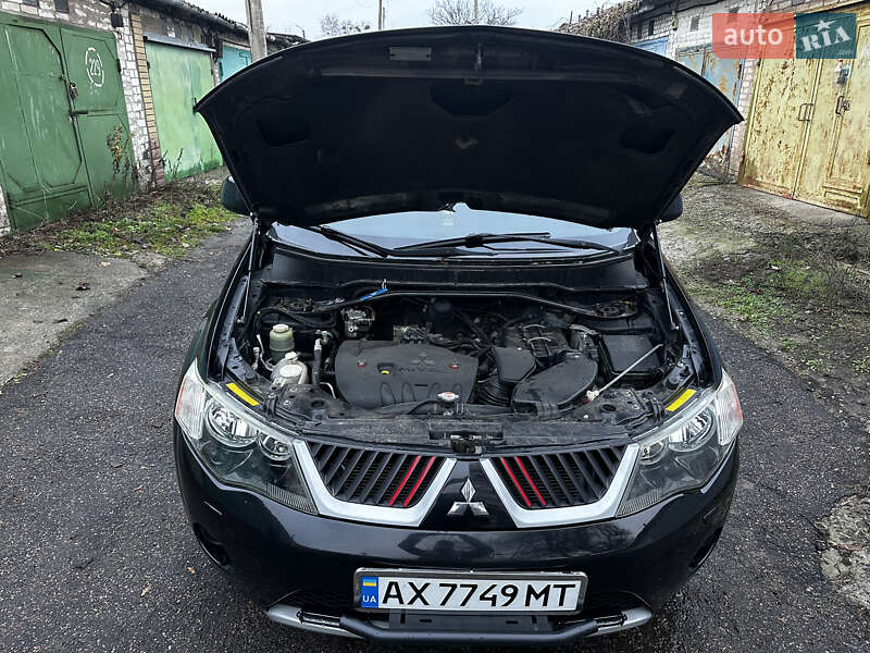 Внедорожник / Кроссовер Mitsubishi Outlander XL 2007 в Харькове фото 30 Внедорожник / Кроссовер Mitsubishi Outlander XL 2007 в Харькове