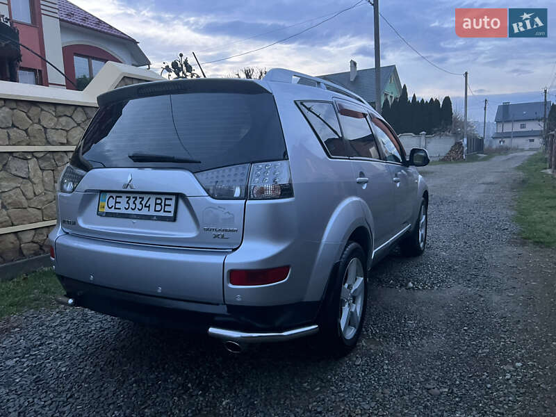 Внедорожник / Кроссовер Mitsubishi Outlander XL 2007 в Черновцах