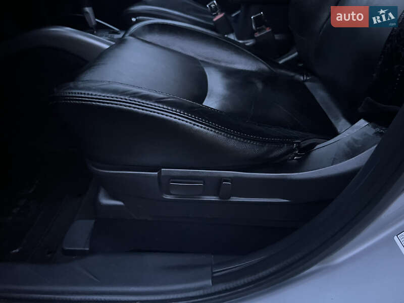 Внедорожник / Кроссовер Mitsubishi Outlander XL 2007 в Черновцах