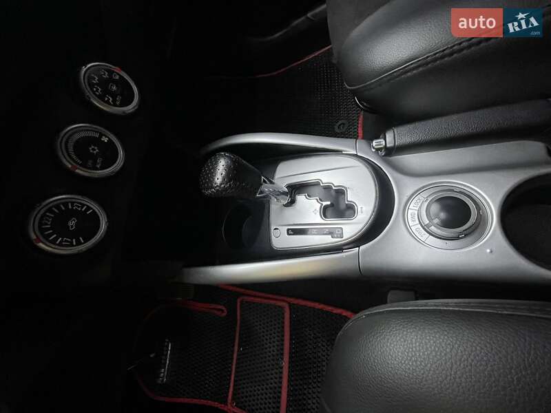 Внедорожник / Кроссовер Mitsubishi Outlander XL 2008 в Чернигове