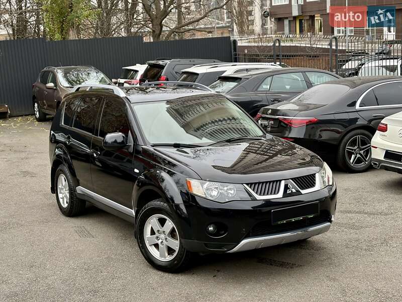 Внедорожник / Кроссовер Mitsubishi Outlander XL 2008 в Киеве фото Внедорожник / Кроссовер Mitsubishi Outlander XL 2008 в Киеве