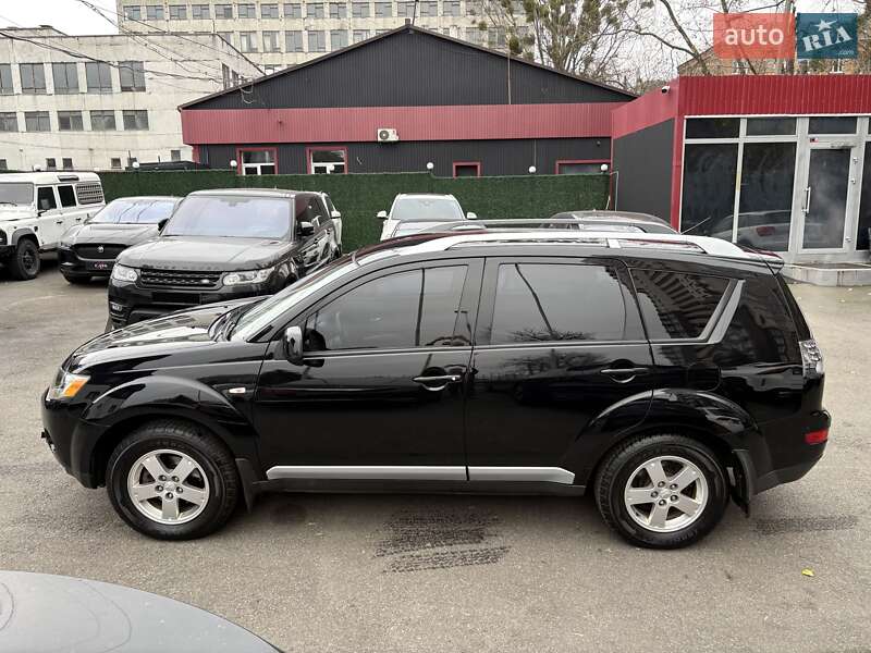 Внедорожник / Кроссовер Mitsubishi Outlander XL 2008 в Киеве фото 9 Внедорожник / Кроссовер Mitsubishi Outlander XL 2008 в Киеве