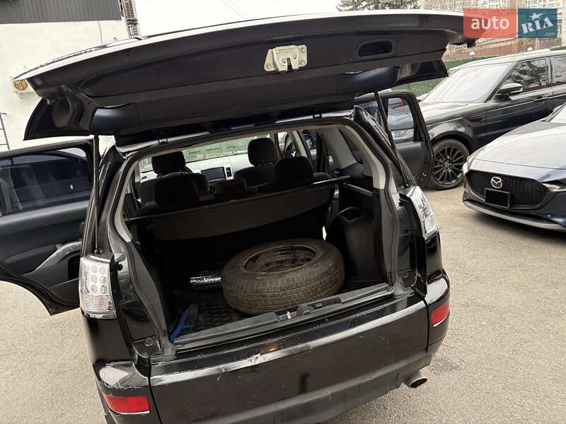 Внедорожник / Кроссовер Mitsubishi Outlander XL 2008 в Киеве фото 18 Внедорожник / Кроссовер Mitsubishi Outlander XL 2008 в Киеве