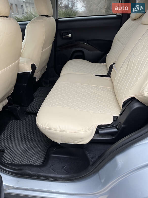 Внедорожник / Кроссовер Mitsubishi Outlander XL 2008 в Харькове фото 10 Внедорожник / Кроссовер Mitsubishi Outlander XL 2008 в Харькове