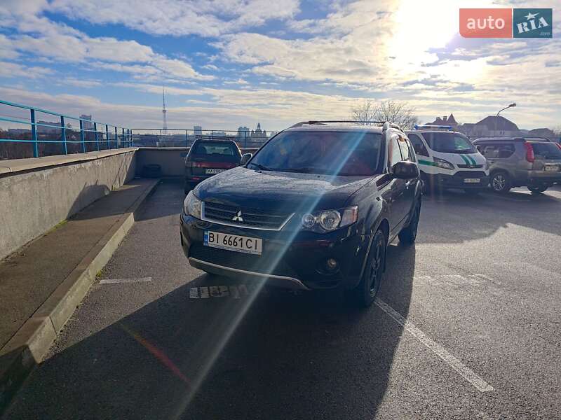 Внедорожник / Кроссовер Mitsubishi Outlander XL 2008 в Киеве