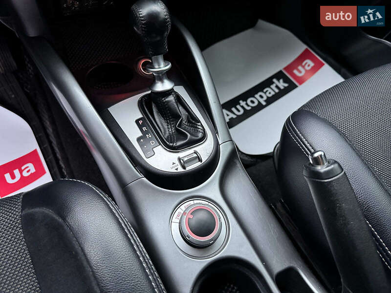 Внедорожник / Кроссовер Mitsubishi Outlander XL 2011 в Запорожье