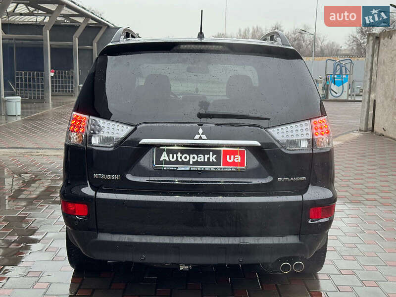 Внедорожник / Кроссовер Mitsubishi Outlander XL 2011 в Запорожье