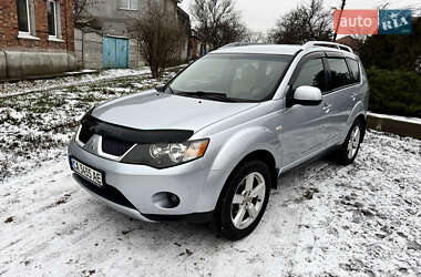 Позашляховик / Кросовер Mitsubishi Outlander XL 2008 в Харкові