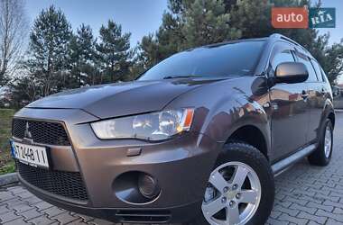 Позашляховик / Кросовер Mitsubishi Outlander XL 2010 в Хмельницькому