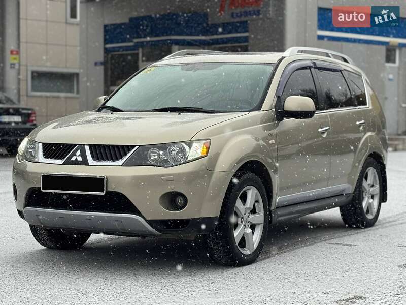 Mitsubishi Outlander XL 2008