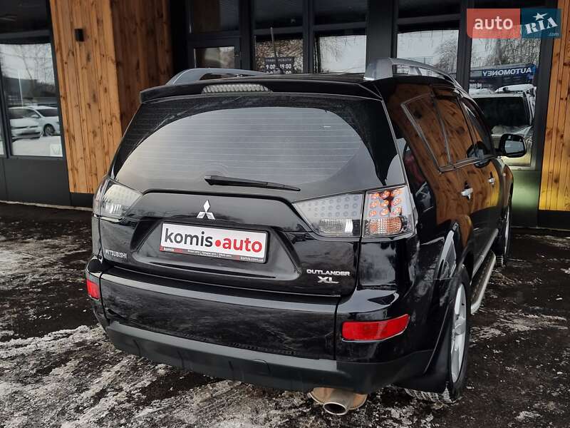 Позашляховик / Кросовер Mitsubishi Outlander XL 2008 в Вінниці