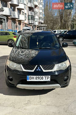 Внедорожник / Кроссовер Mitsubishi Outlander XL 2007 в Одессе